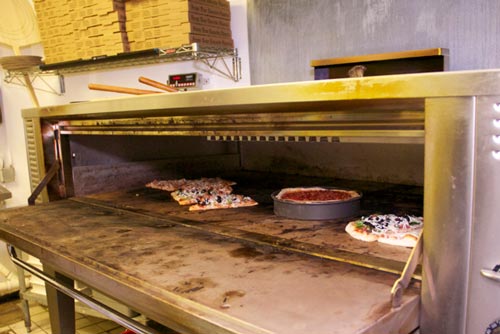 Knead Pizza pizza oven