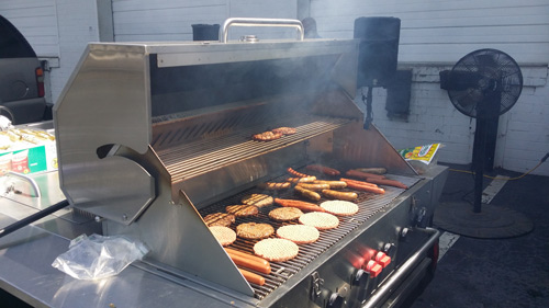 A look at the grill in use.