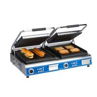 Globe Double Sandwich/Panini Grill With 14in x 14in Grooved Plates - GPGDUE14D 