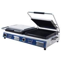 Globe 14" x 14" Double Panini Sandwich Grill with Smooth Plates - GSGDUE14D
