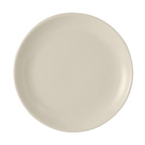 Tuxton China Inc TuxCare 9in Amr White/Eggshell Round Ceramic Plate - 1dz - BEA-0904 