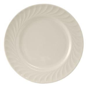 Tuxton China Inc Meridian 10-1/2in Amr White/Eggshell Round Plate - 1dz - MEA-104 