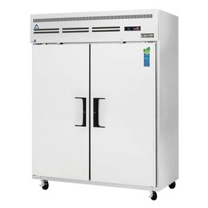 Everest Refrigeration ESWF2 59in Wide Two Door Reach-In Freezer 