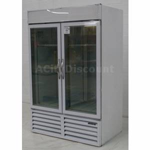 Used Beverage Air CFG48-5 Commercial 2 Glass Door Frozen Foods Merchandiser Freezer