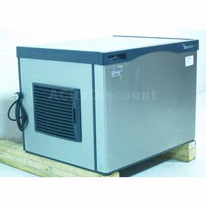 Used Scotsman C0630MA-32A Air Cooled Cube Ice Machine Head 776 lb Ice Maker 