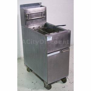 Used Dean Industries SR42GNS Commercial 40 lb. Natural Gas Deep Fat Food Fryer 