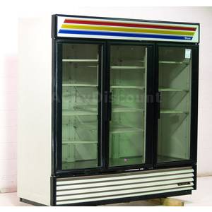 Used True GDM-72 3 Glass Door Merchandiser Beverage Display Refrigerator