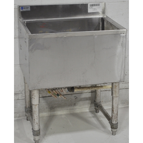 Used KTI IC-1824-CP 24" Wide Stainless Ice Chest with 7 Circuit Cold Plate