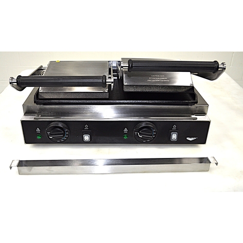 Vollrath PSG4-DF208240-C Panini Sandwich Grill, double, 19" x 9" (cooking area)