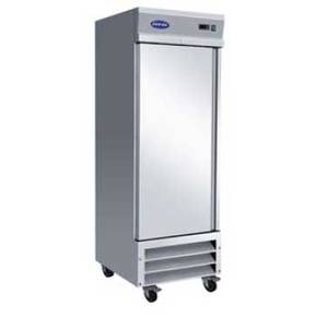 Entree CR1 23 Cu.Ft. Commercial Stainless Refrigerator W/ 3 Shelves