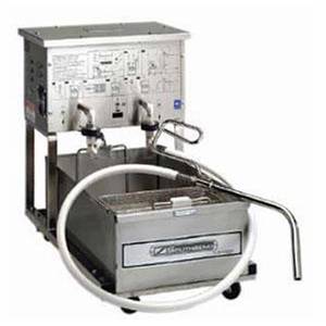 Southbend SBF14 Mobile Fryer Filter System w/ 55lb Oil Capacity