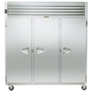 Traulsen G30010 69.3 cu ft Three-Section Solid Door Reach-In Refrigerator