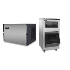 Ice-O-Matic ICE0606FT + B700-30 652lb Full Cube Ice Maker Top Air Discharge & 741lb Ice Bin