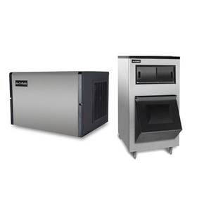 Ice-O-Matic ICE0606FA + B700-30 652lb Full Cube Ice Maker Normal Discharge & 741lb Ice Bin