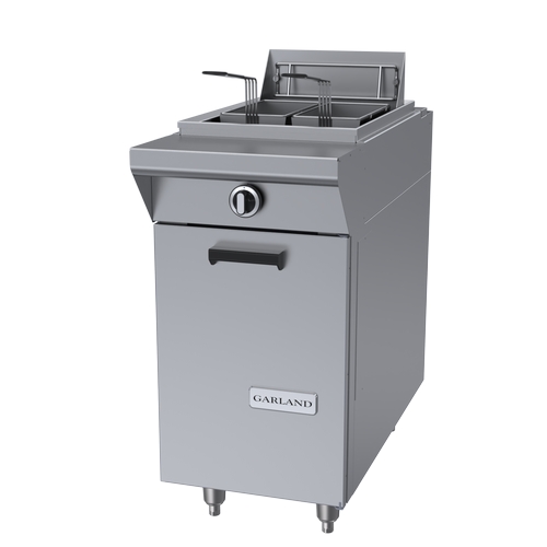 Garland M35SS Master Series 35lb Gas Range Match Fryer