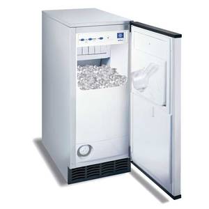 Manitowoc UCP0050A Undercounter 52 lb Air Cooled Octagon Cube Ice Machine