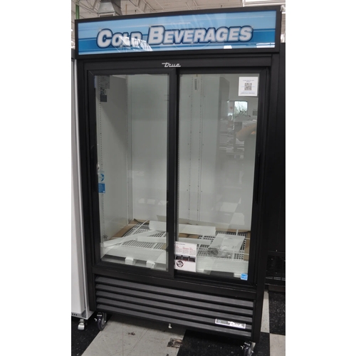 True GDM-41-HC-LD - Display Item - 41 Cu.ft Glass Door Merchandising Cooler w/ Casters