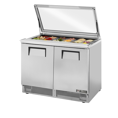 True TFP-48-18M-FGLID 48" Refrigerated 18 Pan Sandwich/Salad w/ Flat Glass Lid
