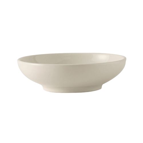 Tuxton China Inc BEB-3103 DuraTux 31 oz. American White/Eggshell Salad Bowl - 1 Doz