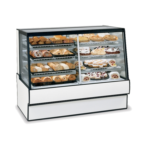 Federal Industries SGR5942DZ High Volume 59" x 42"H Dual Zone Refrigerated Bakery Case