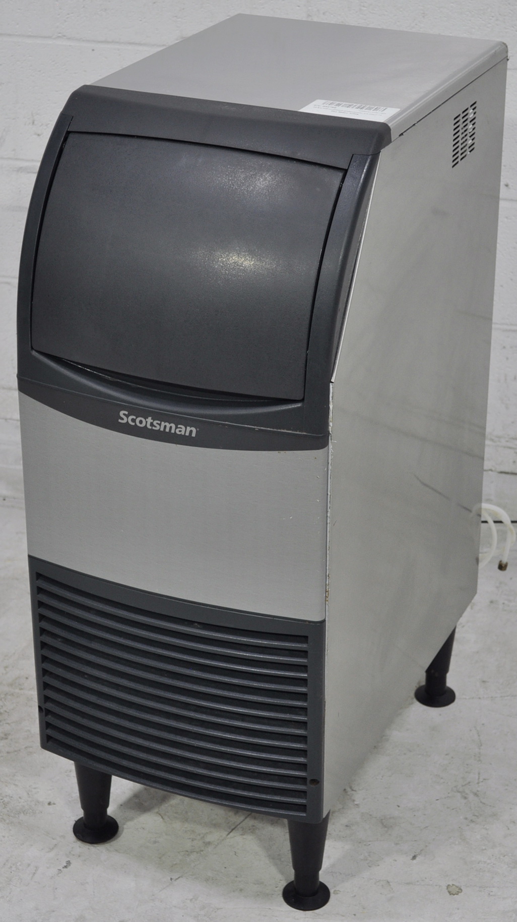 Used Scotsman Cu0415ma 1a 58 Lbs Self Contained Undercounter Ice Machine Sku234790 Sold 