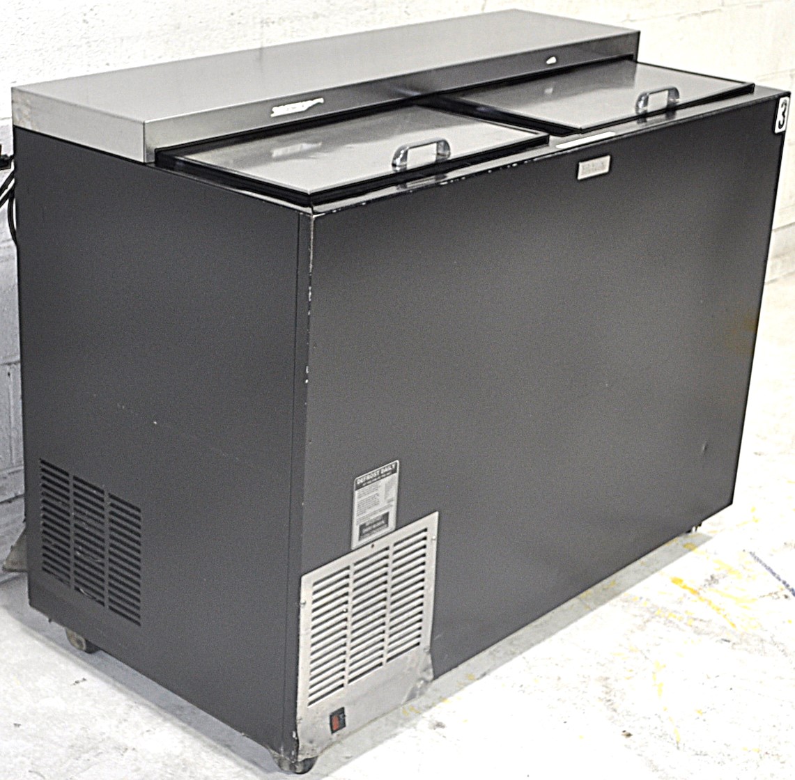 Perlick FR48RT-3 - Item 250865