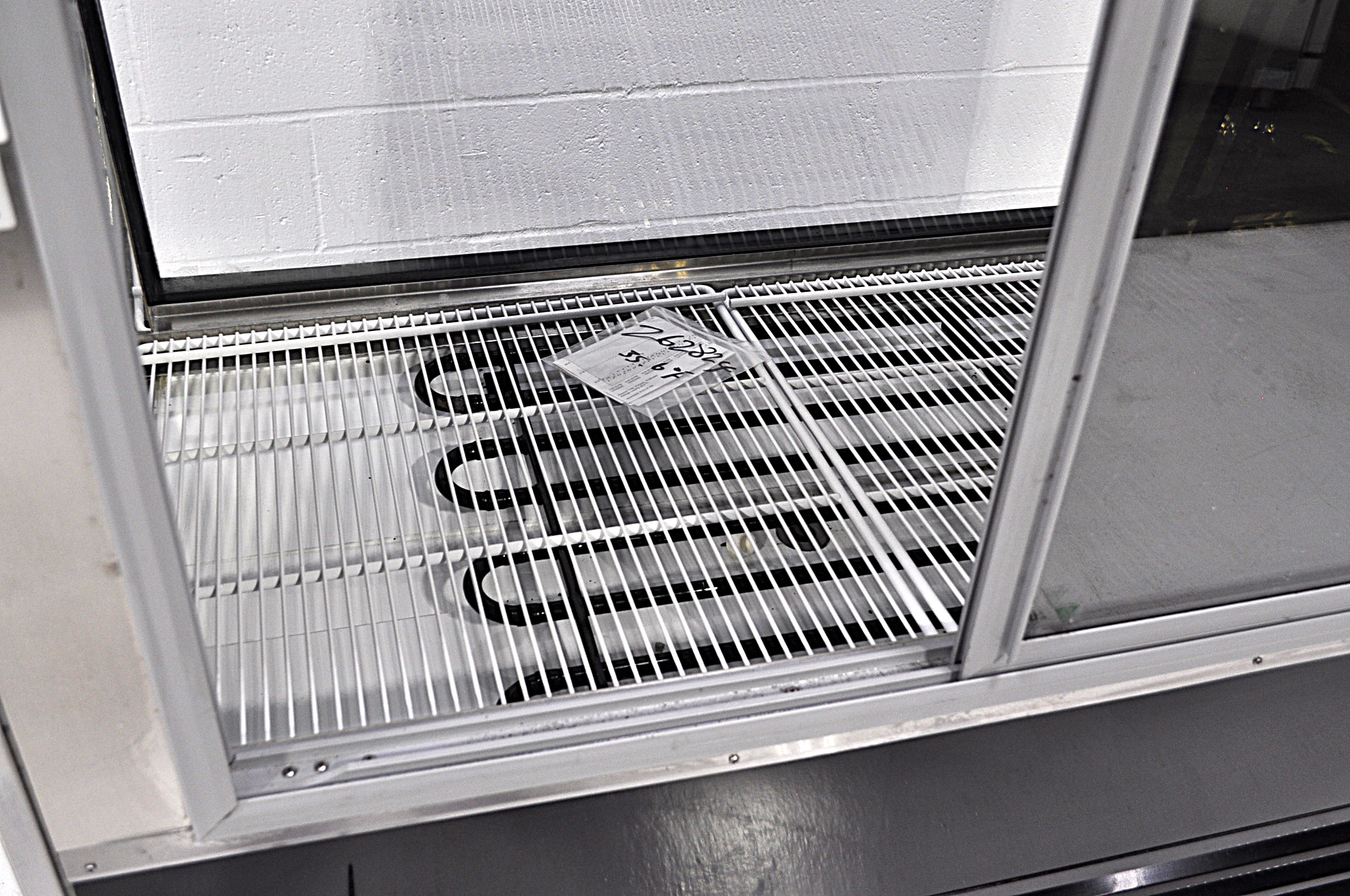 Howard McCray SC-CMS32E-4C-BE-LED - Item 262824