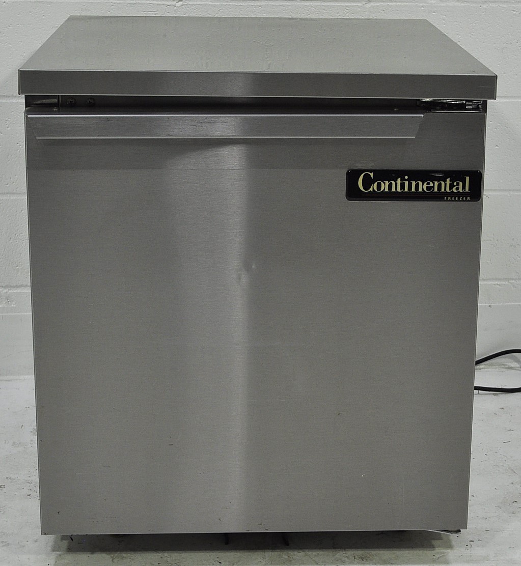 Continental Refrigerator DLF27 - Item 267052