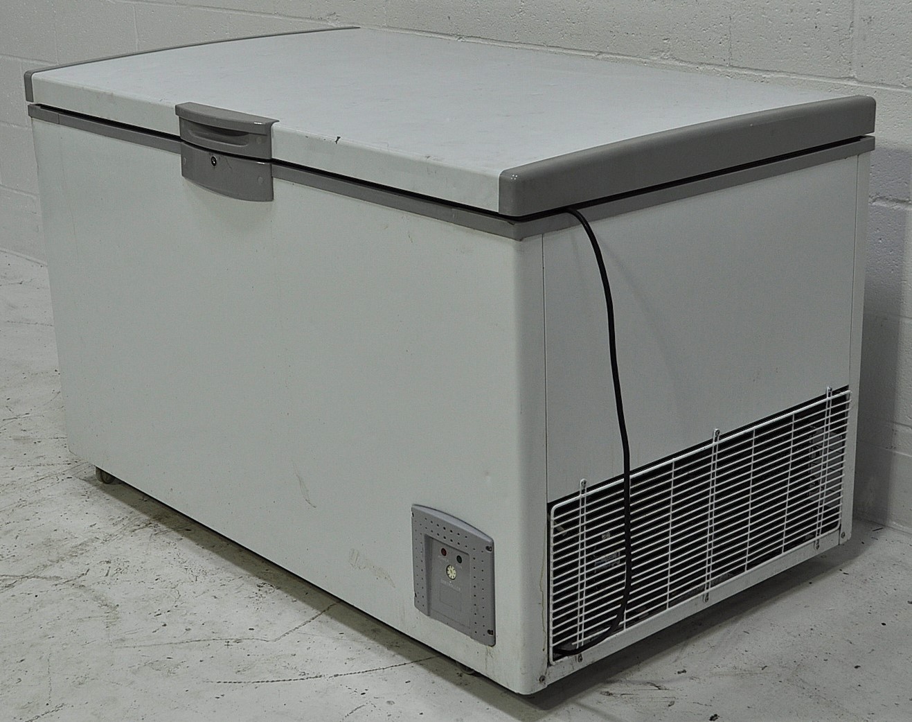 Avantco 178CF14 - Item 267054