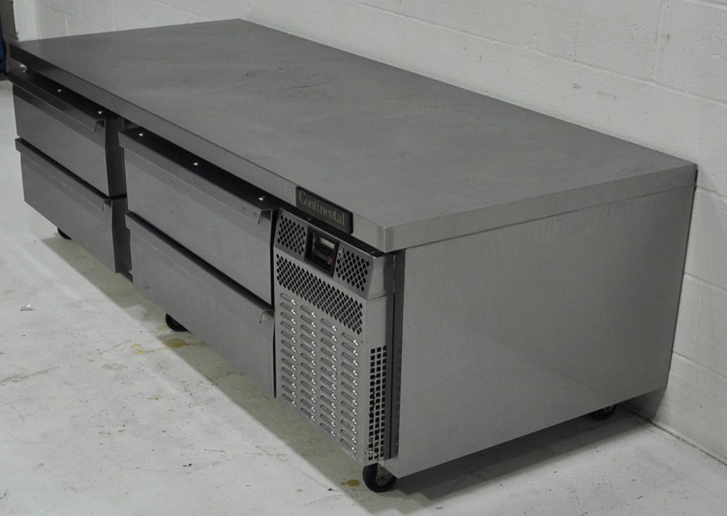 Continental Refrigerator D84GN - Item 275480