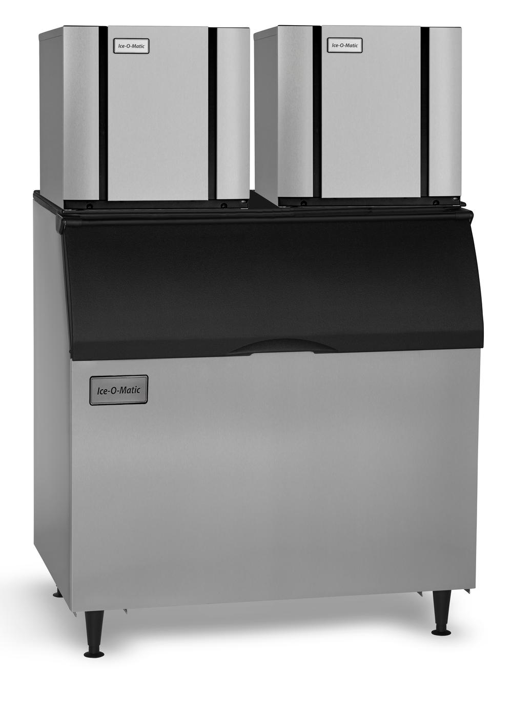 Ice O Matic Cim0520ha B110ps Kbt222 Dual 560lb Half Cube Ice Machines On 854lb Storage Bin 