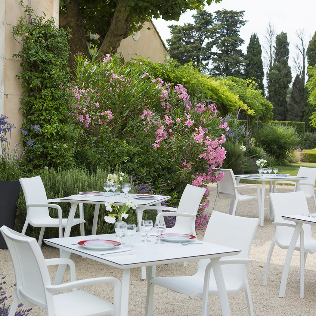 Grosfillex UT646096 - Item 236636