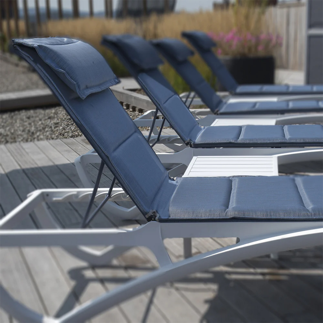 Grosfillex UT074096 - Item 236687