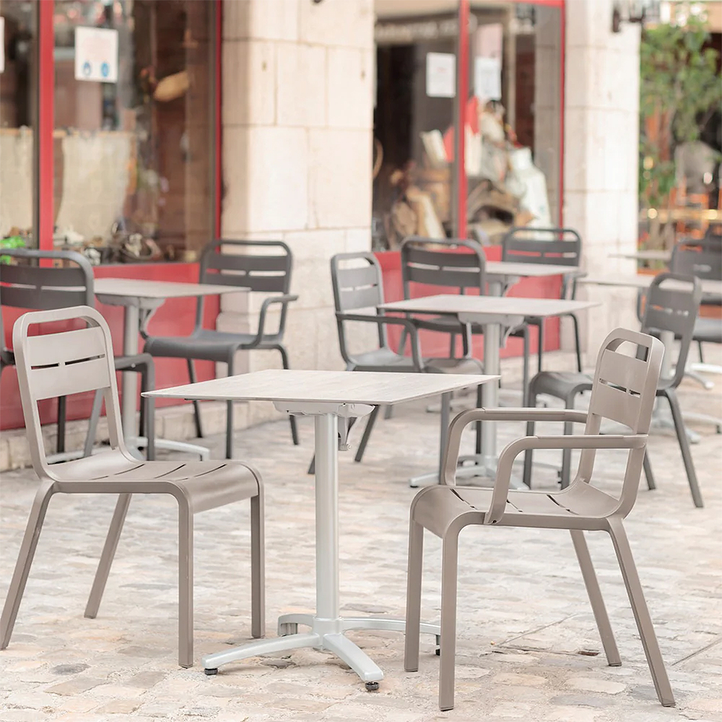 Grosfillex UT011181 - Item 236734