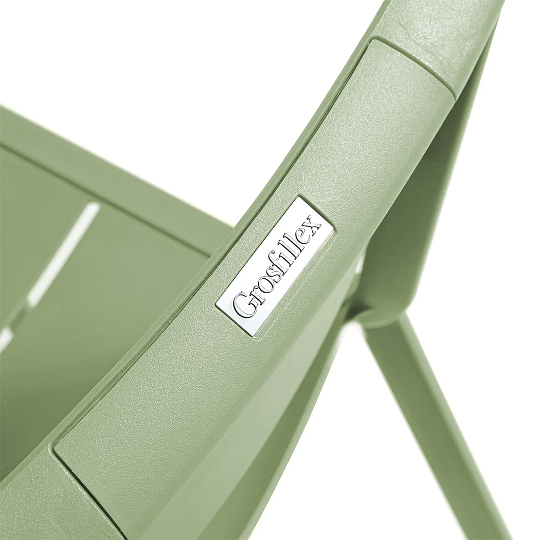 Grosfillex UT011721 - Item 236738