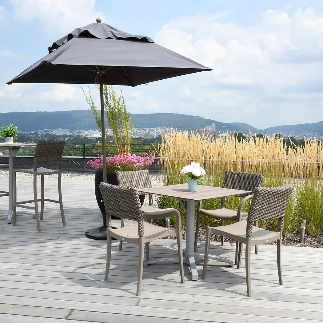 Grosfillex UT986181 - Item 236753