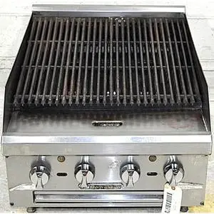 Used Southbend 24" Countertop Gas Radiant Charbroiler w/ (4) Burners - HDC-24-NAT