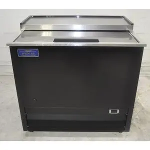 Used Arctic Air 36-Inch 4-Shelf Glass Froster with Sliding Lid - AGF36