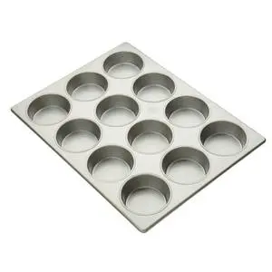 Focus Foodservice Mini Cake Pan Holds (12) 4.25in Cupcakes - 904215