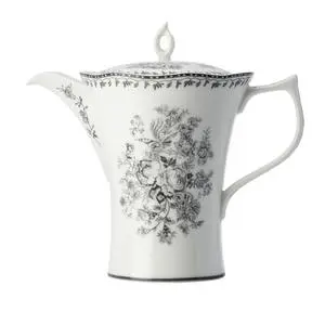 Oneida Lancaster Warm White 26 oz Porcelain Teapot - 1 Doz - L6703068861