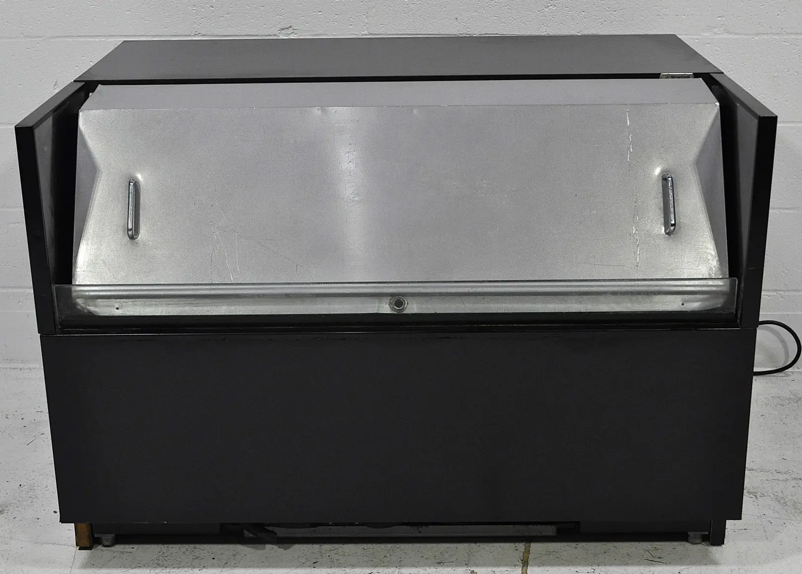 Structural Concepts Oasis CO43R 47" Black Open Air Merchandiser